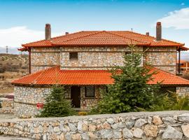 Traditional Holiday Home in Pella with Jacuzzi, hotel in Pélla