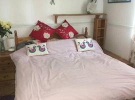 Beautiful Bungalow Home Droitwich SPA, khách sạn ở Droitwich