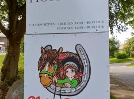 Malus Ponyhof, pet-friendly hotel in Todenbüttel