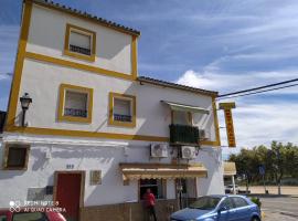 La Casa del Montero, hotel u gradu El Pedroso