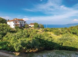 Apartments Damir with Sea View, hotel in Brseč