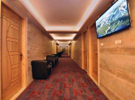 Tzukim Boutique - Desert Traveler's Hotel in Mitzpe Ramon - מלון בוטיק צוקים, hotel en Mitzpe Ramon