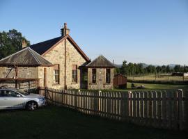 Shetland Cottage Kincraig, hotel with parking in Kincraig