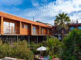 Hostel Moreno: Pichilemu'da bir otel