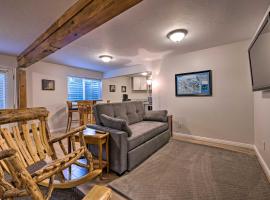 Updated Home with Mtn Views 8 Mi to Snowbird Resort, apartment in Sandy