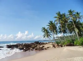 Conch Villa- 3 Min walk to the beaches