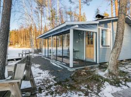 Holiday Home Hukka 6 by Interhome, feriehus i Harkala