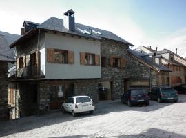 APARTAMENT Casa Valenti 3-4 PLACES, hotel v destinaci Taull