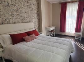 Hotel Prados, room in Lugo