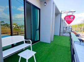 Belong Boutique Luxury Hotel, hotel di Ban Wang Khon