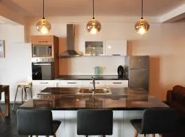 Lagadin Lakeview Apartment