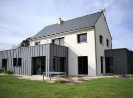 Superbe villa avec WIFI à 300m d'une plage de sable fin à l'ILE GRANDE - Ref 296