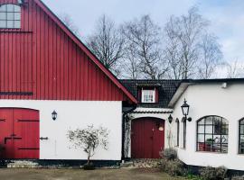 Stort rymligt boende med två sovrum och pentry i lantlig miljö, apartment in Höllviken