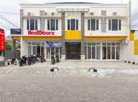 RedDoorz Syariah @ Kebraon