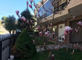 Summertimes, hotel cerca de Avantas Castles, Alexandroupolis