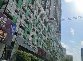 Delight Homestay Twin Galaxy, hotel with pools in Johor Bahru