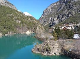 Appartement du lac, hotell i Guillestre