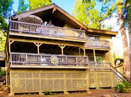 Cedar Ridge Retreat Lake Almanor, ξενοδοχείο σε Lake Almanor