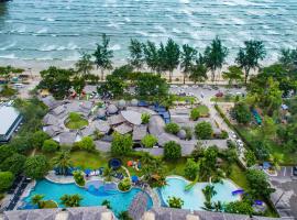 Holiday Ao Nang Beach Resort, Krabi - SHA Extra Plus, hotel in Ao Nang Beach