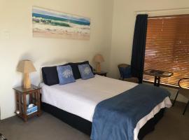 Beachhouse Bed and Breakfast, feriebolig i Redcliffe