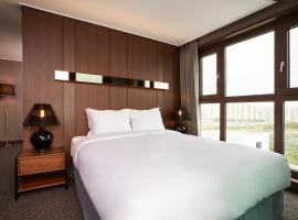 Raonstay in Perla Hotel โรงแรมในจินจู