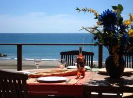 Le Grand Large Bord de Mer Hotel & Appartements, hotel a Palavas-les-Flots