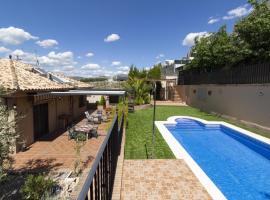 Casa jofrais, hotel em La Zubia