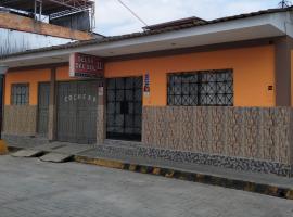 Alojamiento "Selva Del Sol", hotel cerca de Estadio IPD de Nueva Cajamarca, Rioja