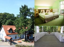 Hotel Zur Waldhufe，Doberlug-Kirchhain的便宜飯店