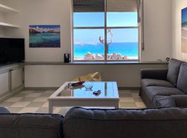 Duplex con vistas en primera linea de playa: Puerto del Rosario şehrinde bir otel