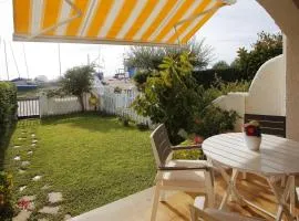 AT034 Vistas de la playa, casa en primera línea con salida a la playa