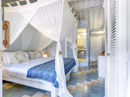 The Chillhouse Canggu by BVR Bali Holiday Rentals, hotel v okrožju Batu Bolong, Canggu