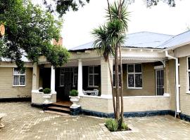The Lavender Guesthouse, hotel di Kroonstad
