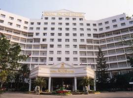 Royal Palace Hotel, hotel near Pattaya Walking Street, Pattaya