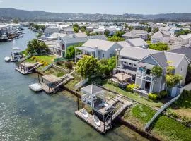 Canal Waterside Lifestyle on Thesen Islands