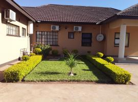 Rest & Digest, hotel with parking in Serowe