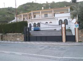 Alojamiento Árdales, hotel económico en Frailes