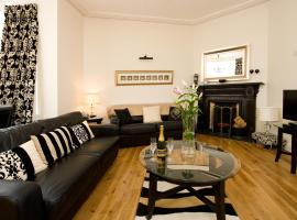 Dublin Vacation Rentals, hotel cerca de Parque Phoenix, Dublín