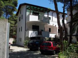 Villini Frutteto – apartament z obsługą w mieście Castellaneta Marina