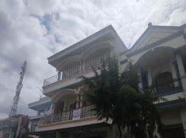 Viesnīca Villa Al Barokah Syariah Family Mitra RedDoorz near Sarangan Lake pilsētā Sarangana
