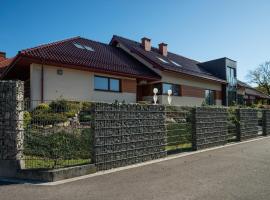 Natura Villa Spa, family hotel in Węgrzce