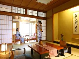 Kamiyamada Hotel, property with onsen in Chikuma