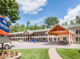 Howard Johnson by Wyndham Traverse City – hotel w mieście Traverse City