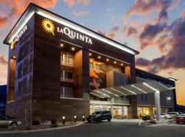 La Quinta by Wyndham Cedar City, hotel u gradu Sidar Siti