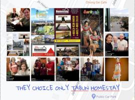 Tabun Homestay، فندق بالقرب من مطار ميري - MYY، 