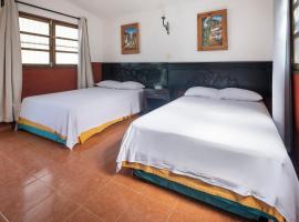 OYO Cabañas Suytun, ξενοδοχείο σε Valladolid