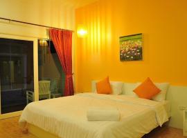 Clear House Phuket, hotel a Kamala-parton