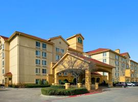 La Quinta by Wyndham DFW Airport South / Irving, hotell i Irving
