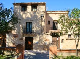 LA FABRIQUETA DE CENT PIQUES, country house in Fontanares