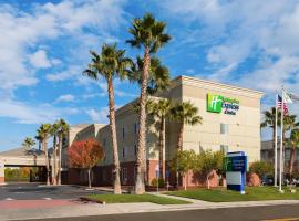 Holiday Inn Express Hotel & Suites Vacaville, an IHG Hotel, hotel in Vacaville